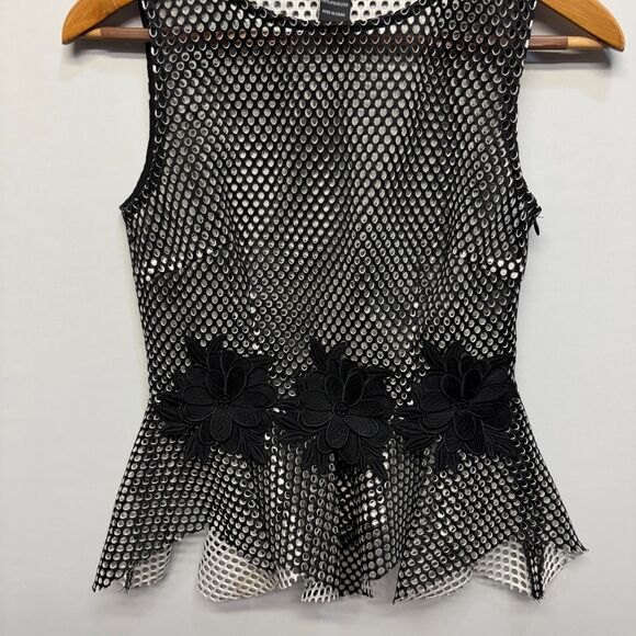 Gracia Women Laser Cut Sleeveless Top Blouse Size Small Black Peplum D064 -11 - Picture 10 of 14